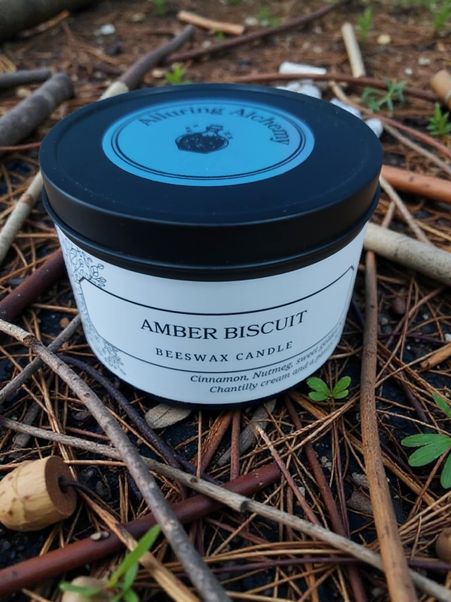 Amber Biscuit – Pure Beeswax Candle - 8oz | Alluring Alchemy