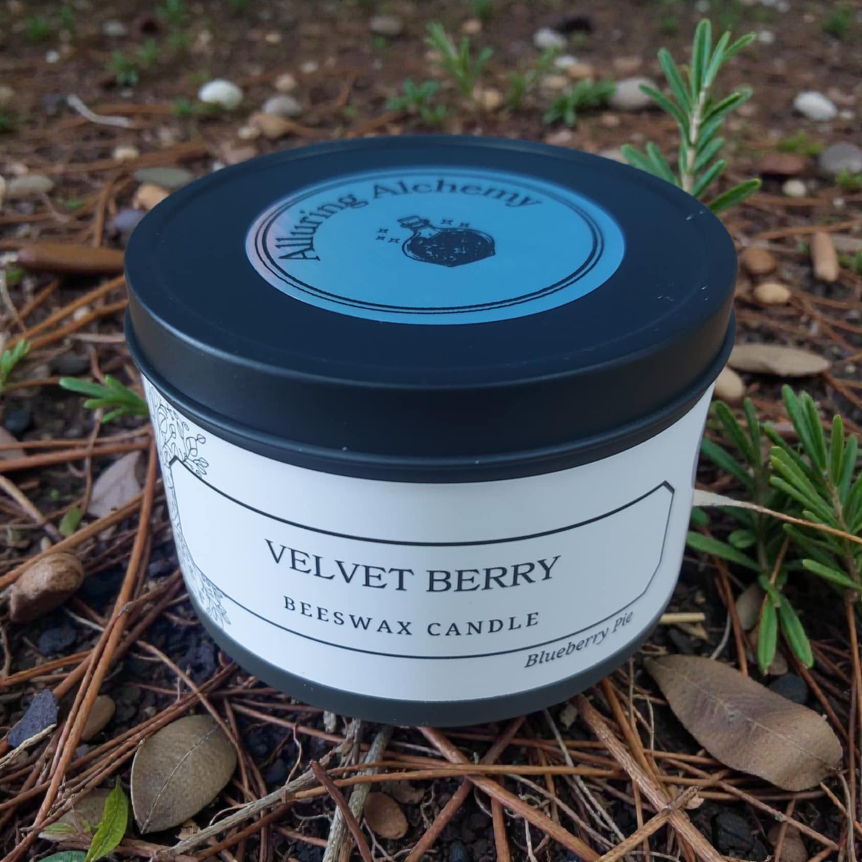 Velvet Berry – Pure Beeswax Candle - 8oz | Alluring Alchemy